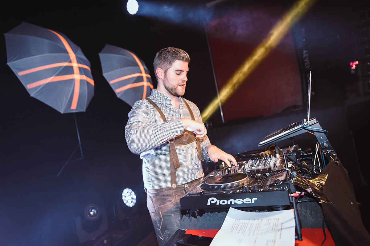 Fricke-Weihnachtsfeier-DJ